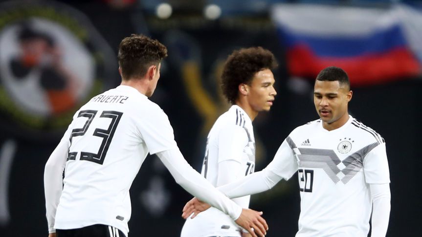Getty Images / Alex Grimm/Bongarts / Na zdjęciu od lewej: Kai Havertz, Leroy Sane, Serge Gnabry