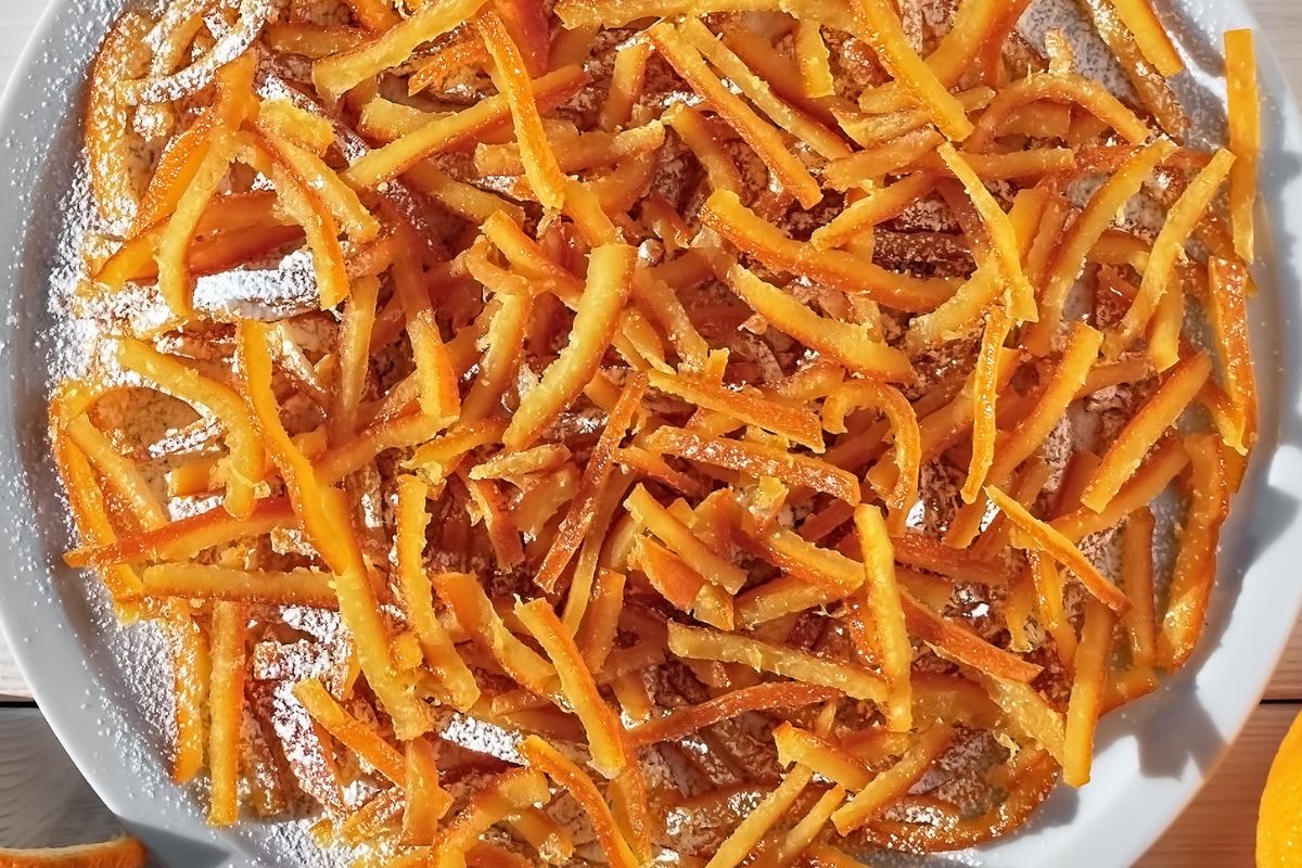 Zamiast wyrzucać, Chorwaci kroją na paski i gotują. Można jeść solo albo dodać do ciasta