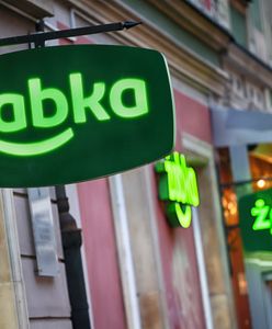 Żabka testuje nową usługę. Woda za 15 groszy