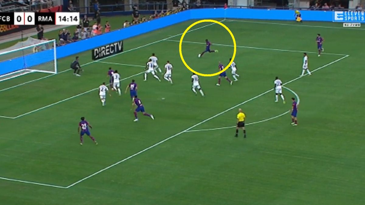 Twitter / oficjalny profil Eleven Sports / Ousmane Dembele wykończył akcję Barcelony