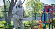 Warszawa. Trwa dezynfekcja placów zabaw i siłowni plenerowych