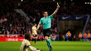 Błędów ciąg dalszy. Oto, co sędzia napisał w raporcie po meczu Barcelony