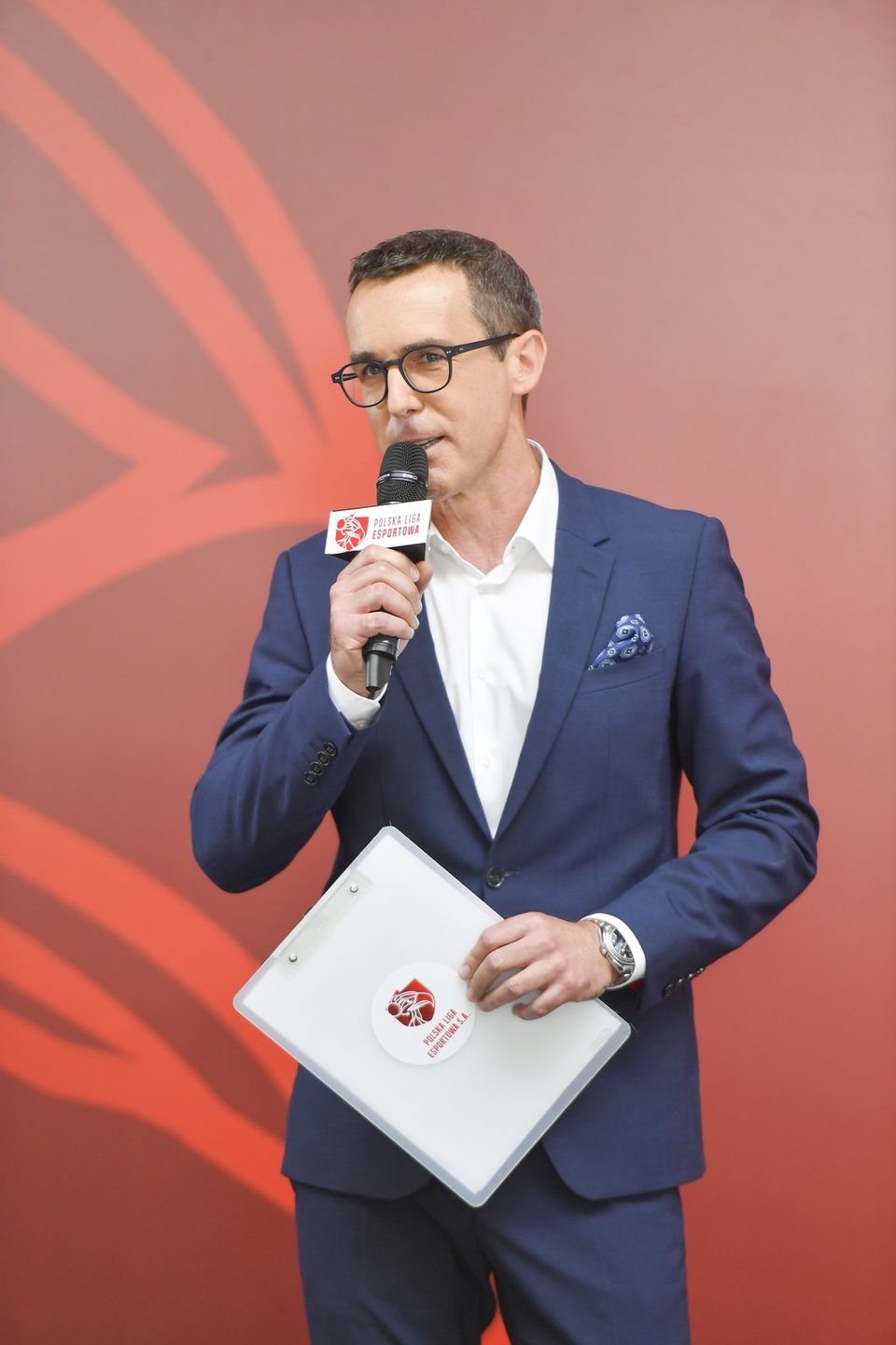 Ujawniono stawki konferansjerów. Tyle zarabiają na eventach