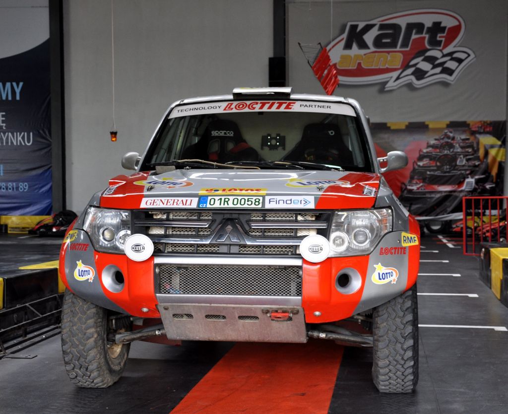 Mitsubishi Pajero V60 T1