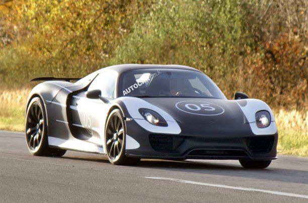 Porsche 918 Spyder przyłapane podczas testów - są drobne zmiany stylistyczne