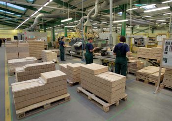 Zarobki nawet o 2 tys. zł wyższe. Eksperci nie mają wątpliwości