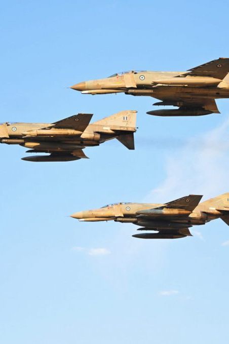 Piękne pożegnanie ze strony pilotów. istotny gest widoczny z ziemi