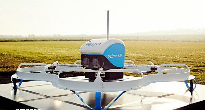 Dron Amazona z pierwszą komercyjną dostawą przeleciał tylko 700 metrów