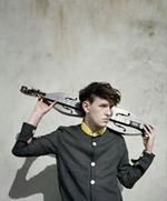 Patrick Wolf komponuje do filmu o Noelu Cowardzie
