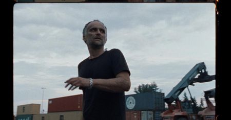 Artur Rojek prezentuje kolejny singiel z "Kundla". Zrobił fanom niespodziankę