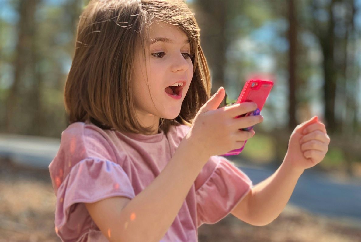 W Australii zakaz social mediów dla dzieci. Jak działa? Które inne kraje go chcą?