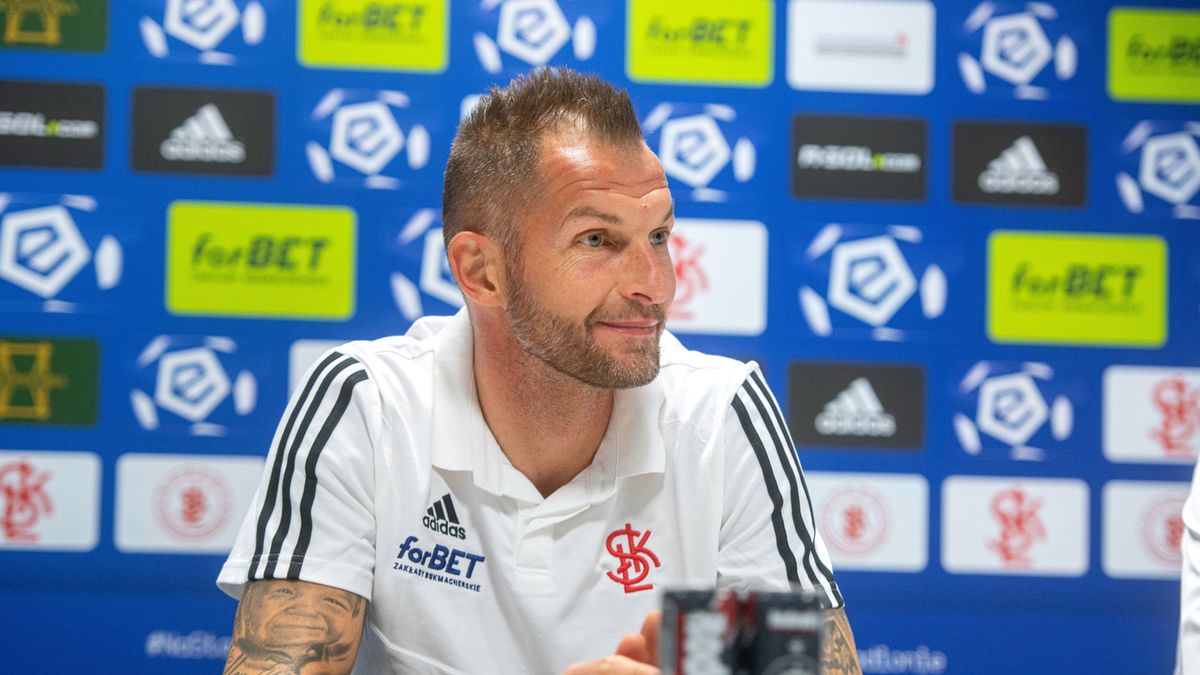 PAP / Grzegorz Michałowski / Na zdjęciu: Arkadiusz Malarz w barwach ŁKS-u Łódź