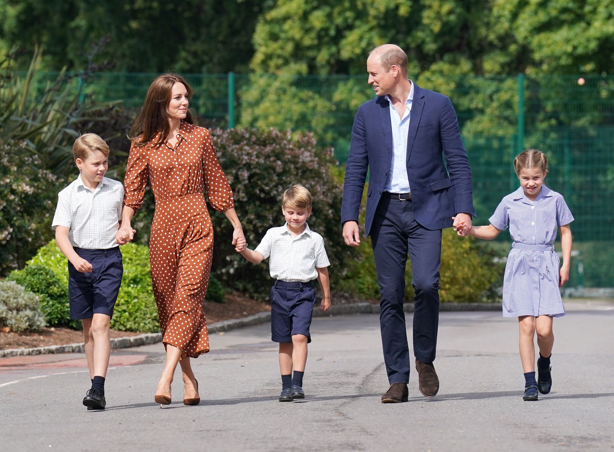 Kate Middleton i książę William odprowadzają dzieci do nowej szkoły