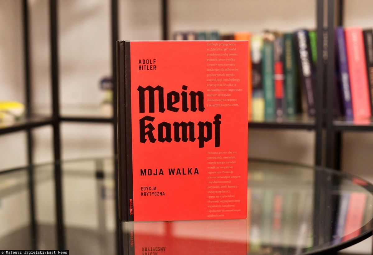 "Mein Kampf" zostało wydane po polsku. Decyzja wywołała oburzenie