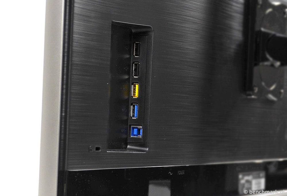 AOC U3477PQU złącza USB