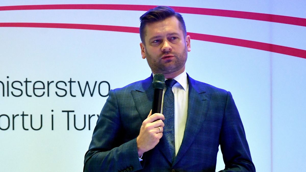 Zdjęcie okładkowe artykułu: PAP / Piotr Nowak / Na zdjęciu: Kamil Bortniczuk