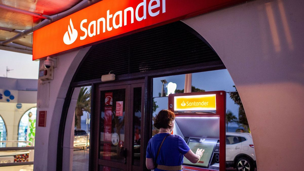 Policja  podejrzewa, że mogło dojść do sczytania danych z kart 