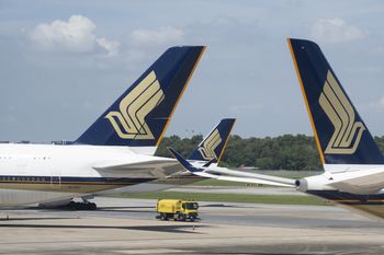 Zaskakujące incydenty na lotnisku w Kuala Lumpur. To jakiś pechowy lot