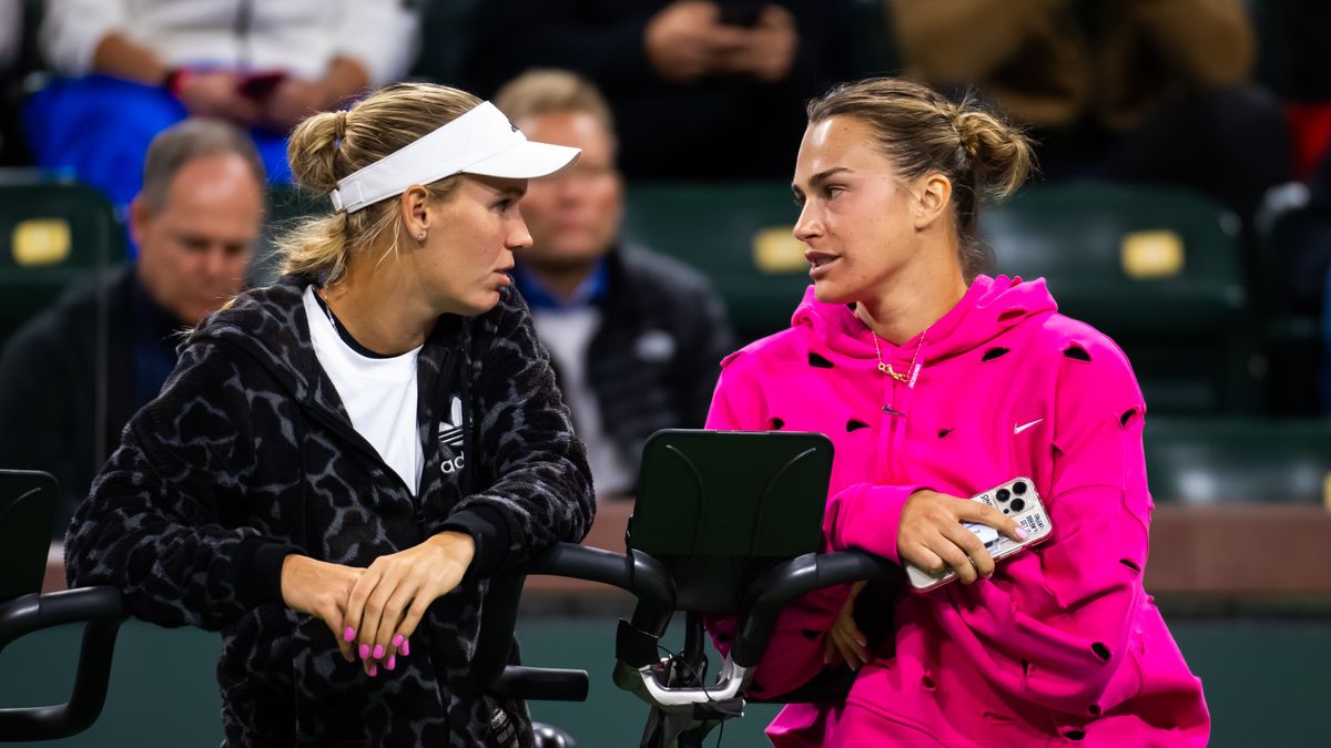 Na zdjęciu od lewej: Karolina Woźniacka i Aryna Sabalenka