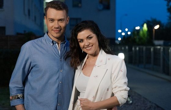 Katarzyna Cichopek i ekspert znany z TVN poprowadzą program w TVP Kobieta