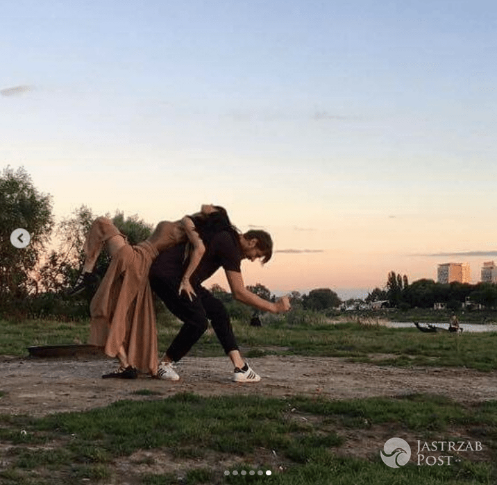 Viola Kołakowska i Robert Kochanek tańczą w jej 40. urodziny