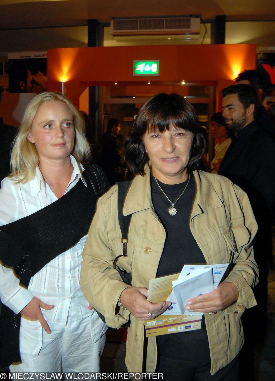 Zmarła agentka gwiazd – Lucyna Kobierzycka. Na zdjęciu z Kingą Preis