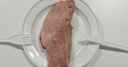 Peklowana łopatka wieprzowa (mięso i tłuszcz), na zimno