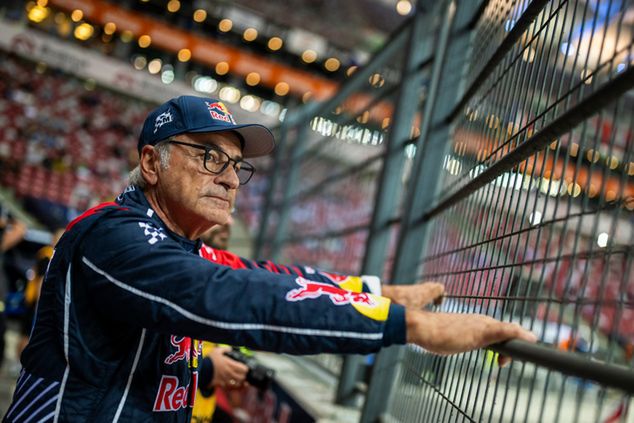 Carlos Sainz to żywa legenda rajdów (fot. Red Bull)
