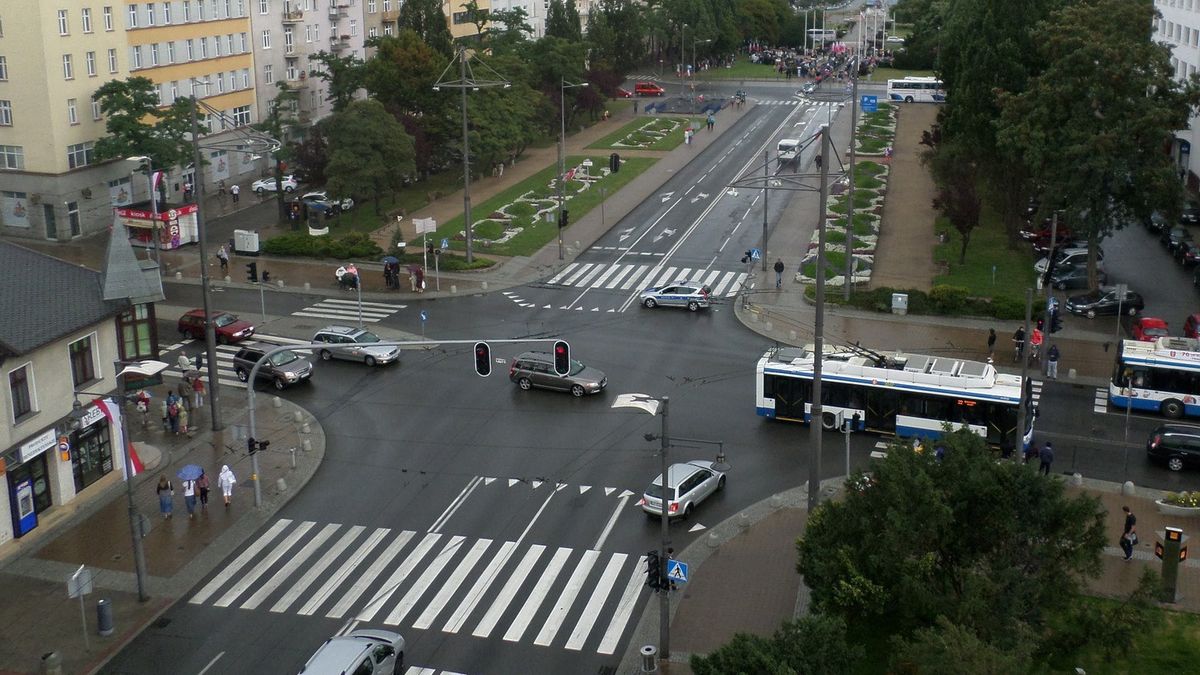 Jaka kara grozi za wyprzedzanie na pasach?