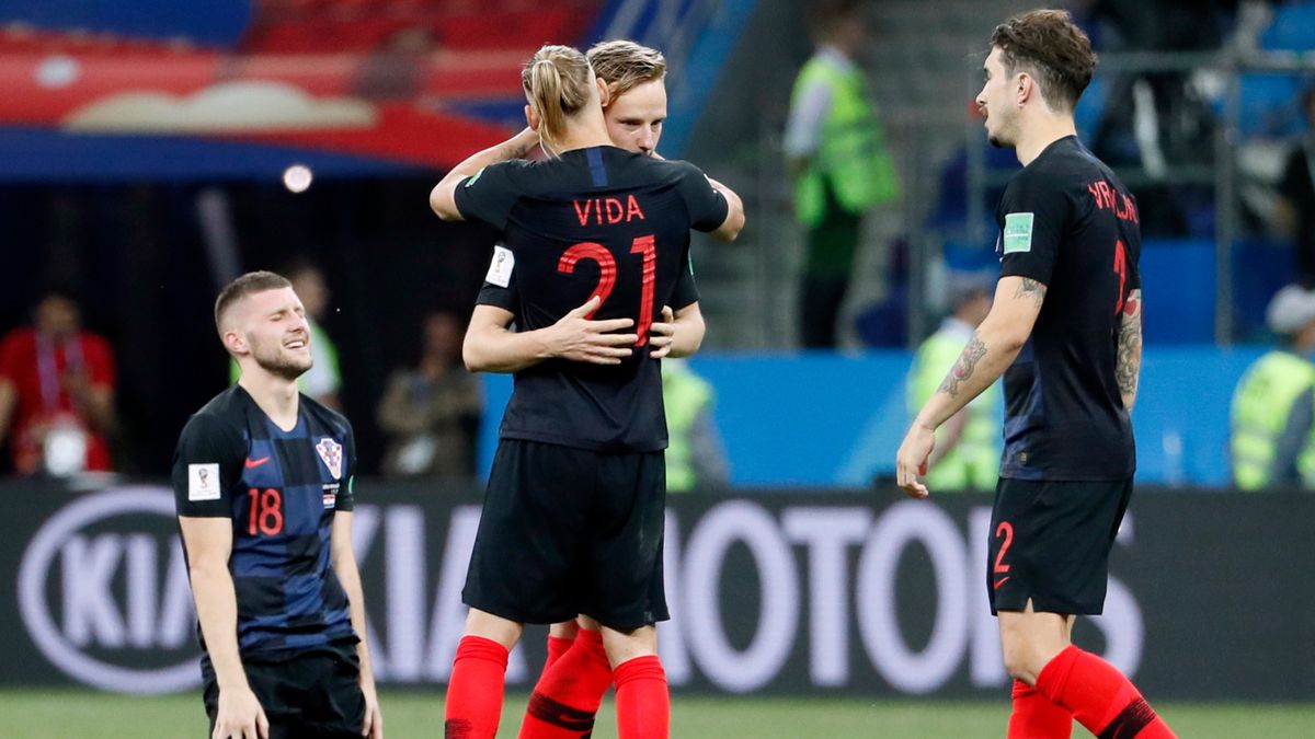 PAP/EPA / ETIENNE LAURENT  / Na zdjęciu: piłkarze reprezentacji Chorwacji