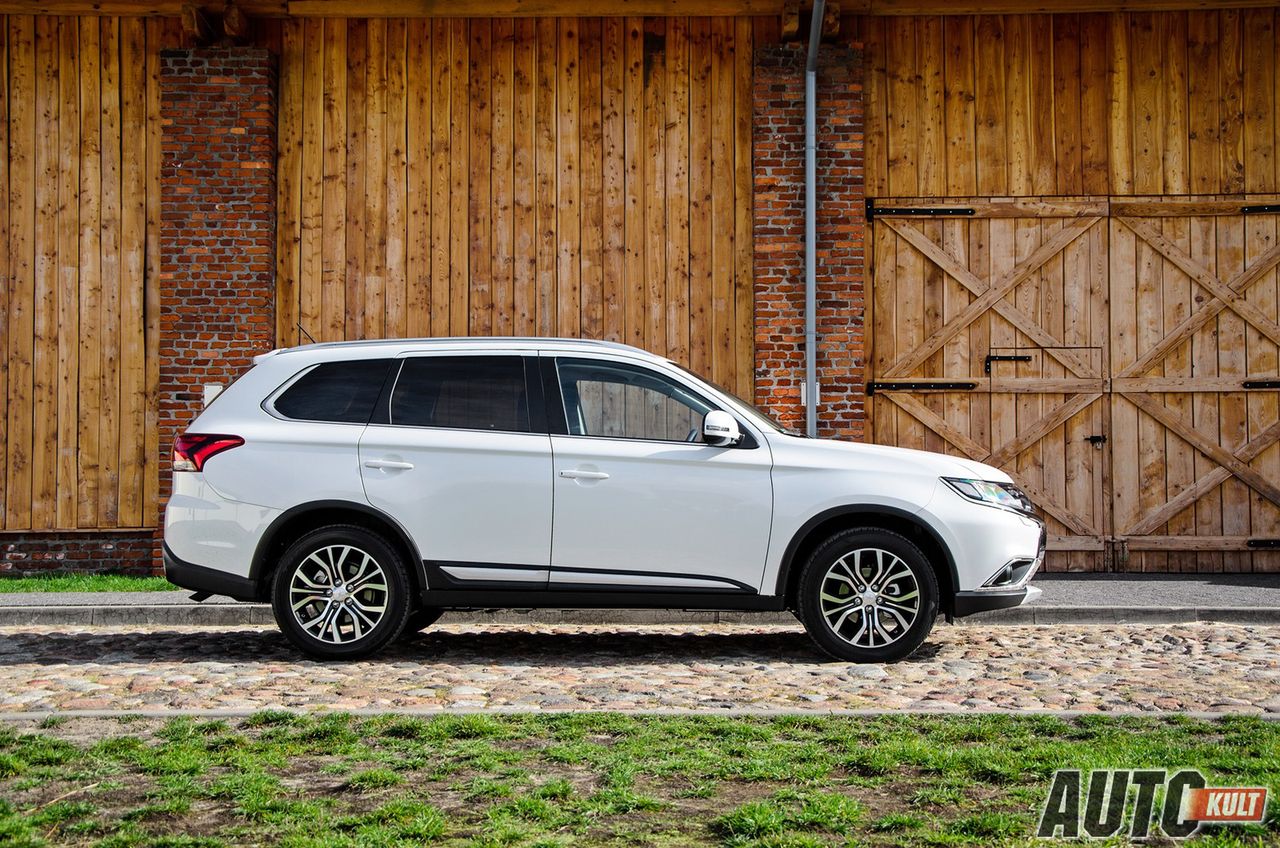 Nowe Mitsubishi Outlander (2016) 2.2 DID 6AT – galeria testowa