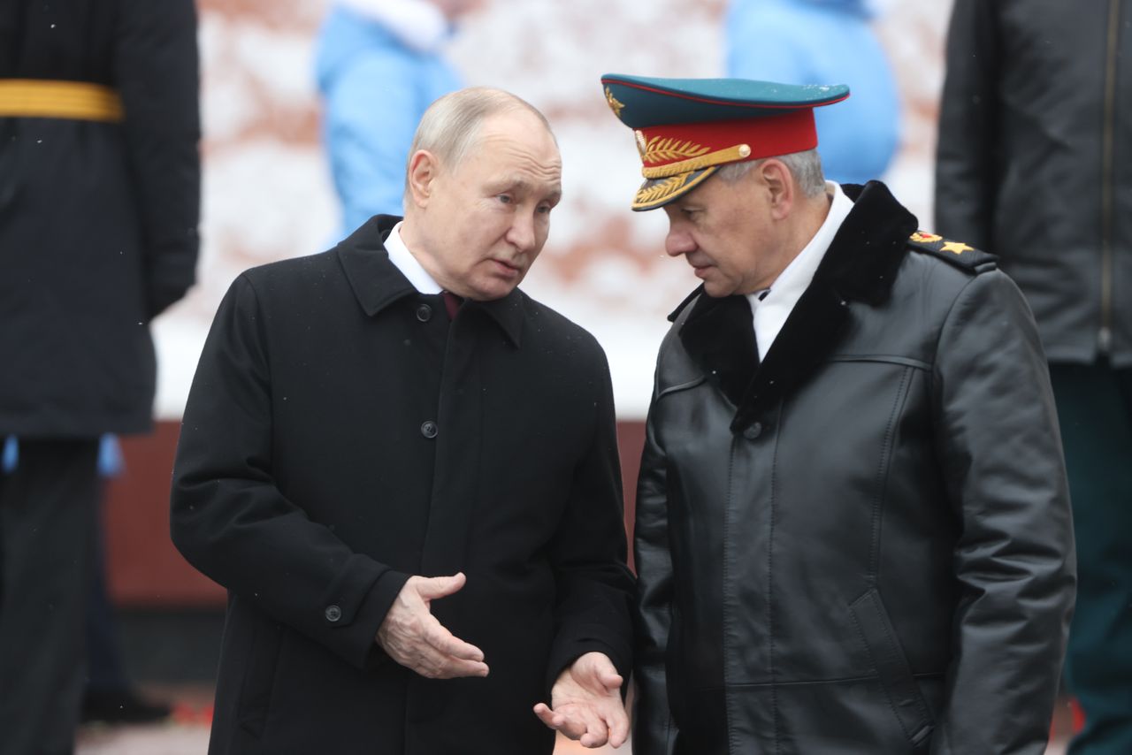 Russia urges West to negotiate as battlefield shifts in Ukraine