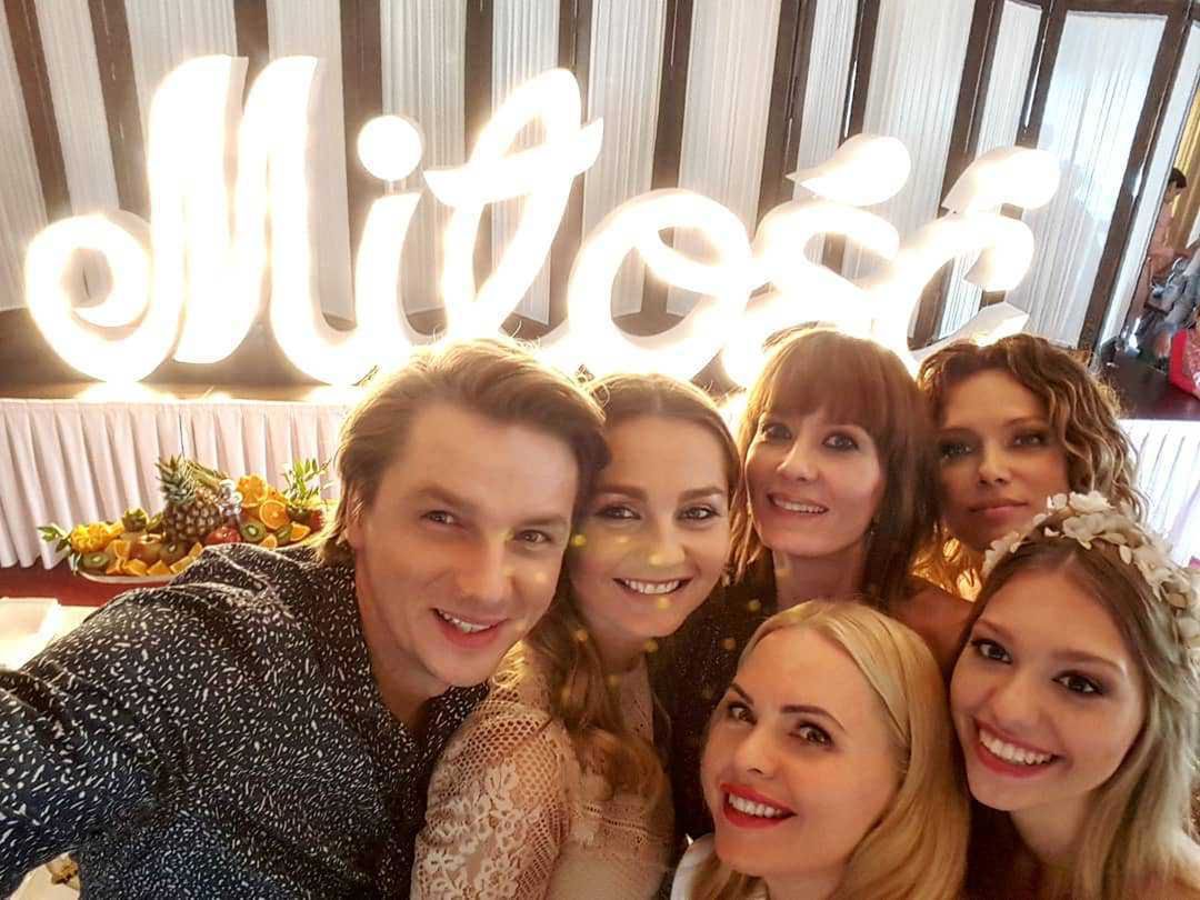 Julka (Nicole Bogdanowicz) weźmie ślub w serialu "Przyjaciółki"14
