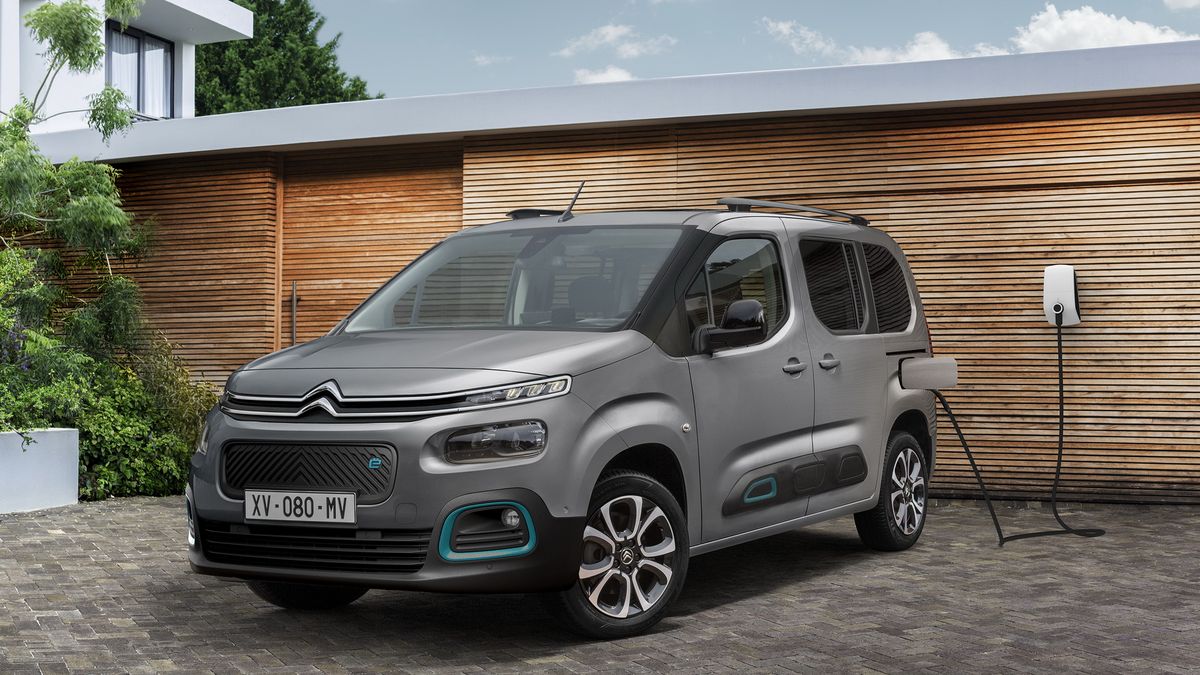 Elektryczne Berlingo będzie dostępne w drugiej połowie 2021 roku.