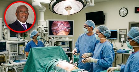 Tę operację przechodzą tysiące osób. Może ratować przed zabójczym nowotworem