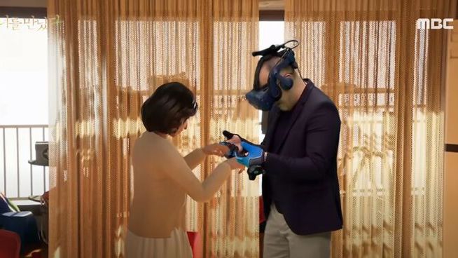 Dzięki wirtualnej rzeczywistości spotkał się ze zmarłą żoną 1