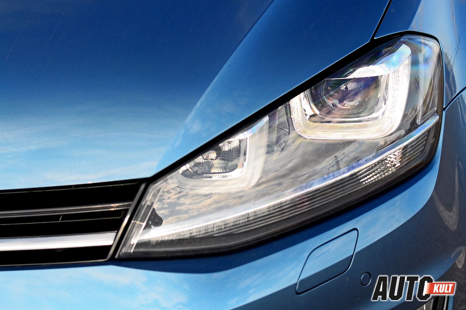 Volkswagen Golf Variant VII 2,0 TDI Highline vs. Ford Focus Kombi 1,6 EcoBoost Titanium - test  [galeria] 4
