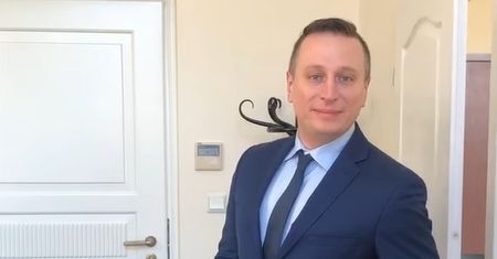 "Czy ty o czymś nie zapomniałeś?". Nagranie z senatorem Brejzą podbija sieć