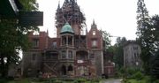 Zabytkowy pałac na sprzedaż. Od lat popada w ruinę