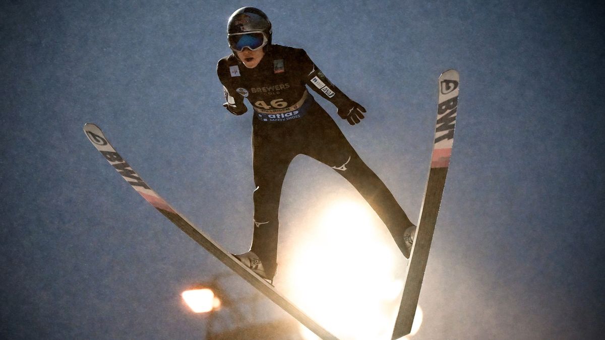 PAP/EPA / SASCHA STEINBACH  / Na zdjęciu: Ryoyu Kobayashi