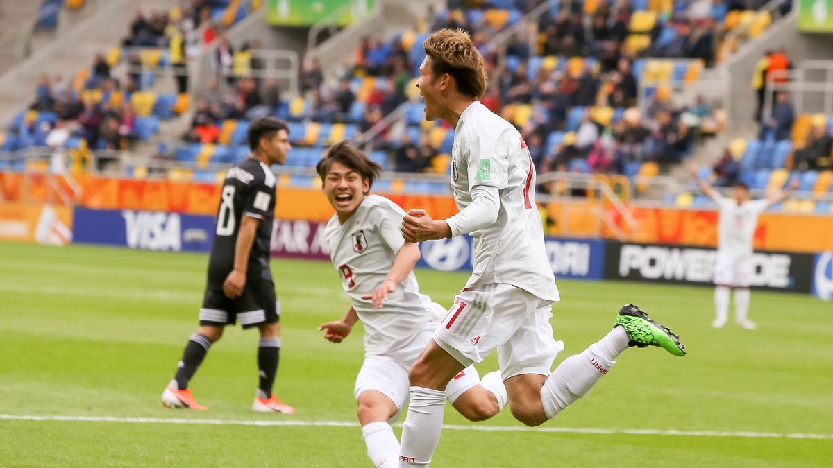 Zdjęcie okładkowe artykułu: Newspix / Tomasz Zasinski / 058sport.pl  / Na zdjęciu: radość piłkarzy reprezentacji Japonii