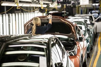 Tak Polacy kupują nowe samochody. Na liście króluje pięć modeli