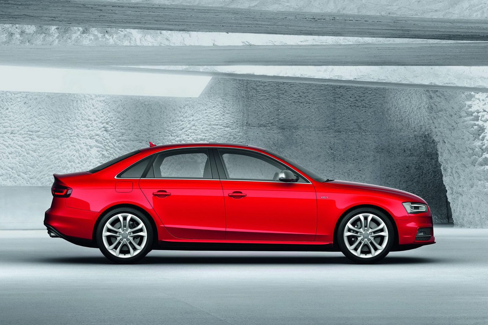 Audi A4/S4/Allroad (2012)