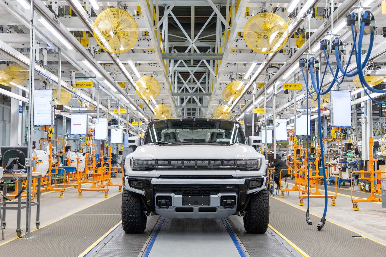 Hummer w fabryce GM