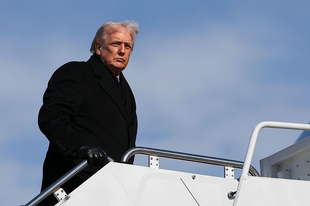Trump ostrzega: Kuba na skraju upadku
