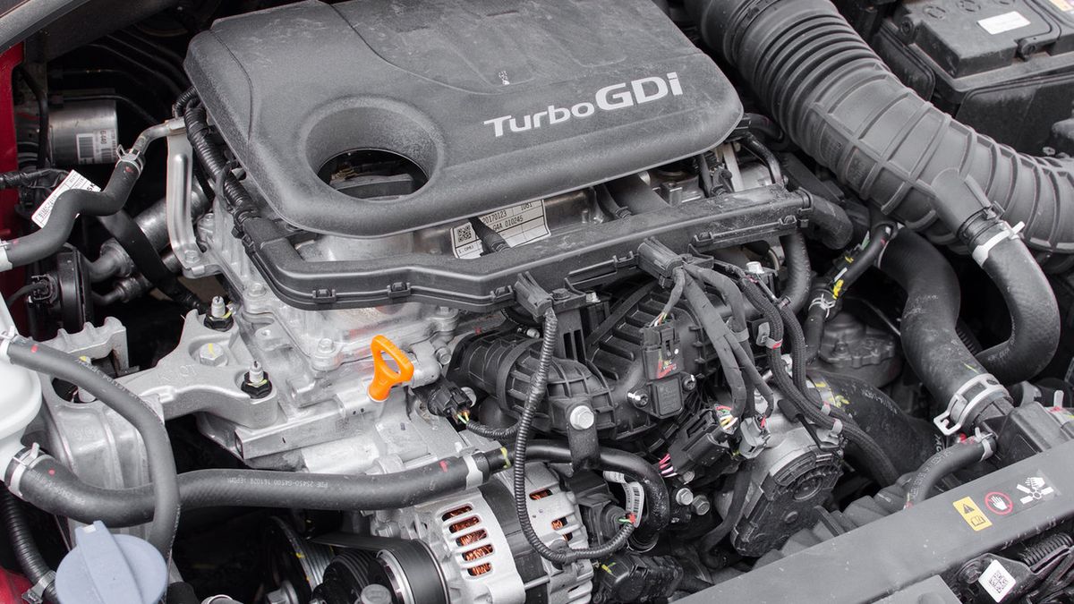 Europejską gamę silników Hyundaia i30 otwiera litrowy motor. W USA jest dwa razy większy