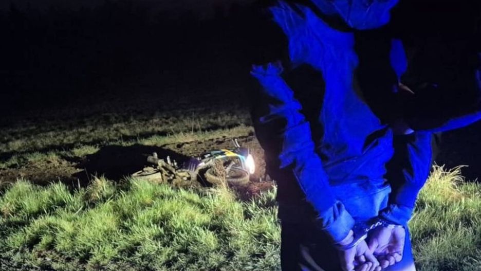 Mężczyzna pod wpływem narkotyków uciekał przed policją