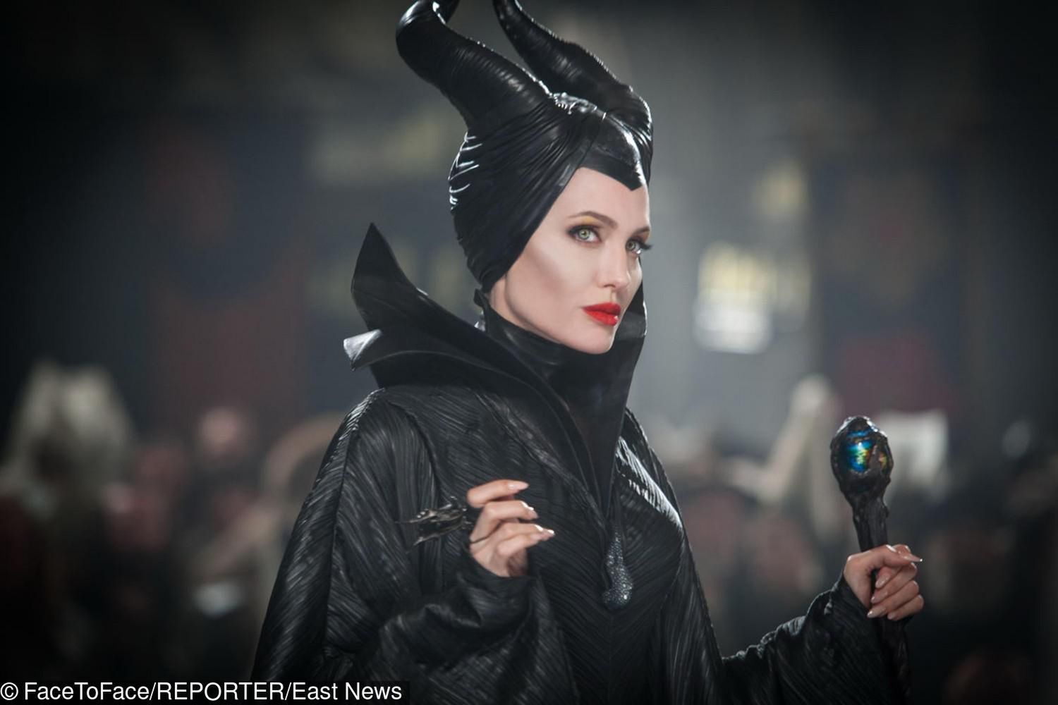 Angelina Jolie jako Diabolina w filmie "Czarownica" (2014)