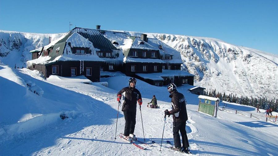 Lockdown. Branża narciarska i snowboardowa bez szans na pomoc od rządu?