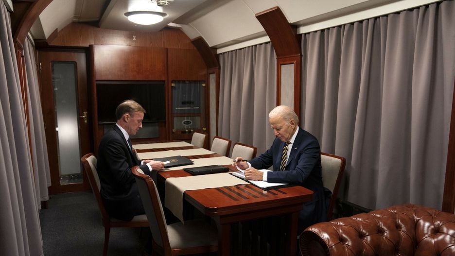 Joe Biden na pokładzie Rail Force One